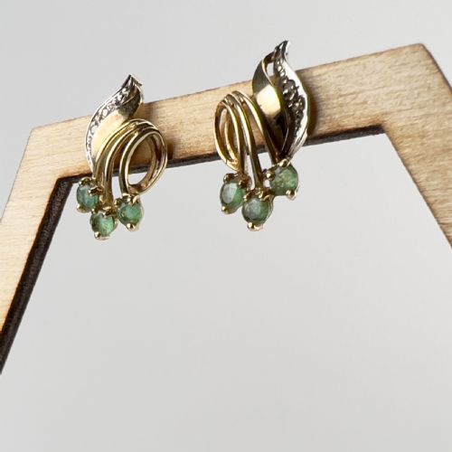 fig 1. 9ct Gold Diamond & Emerald Cluster Earrings
