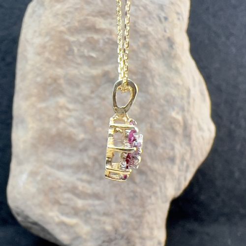 9CT GOLD RUBY DIAMOND CLUSTER PENDANT NECKLACE - ADDITIONAL PHOTO 5