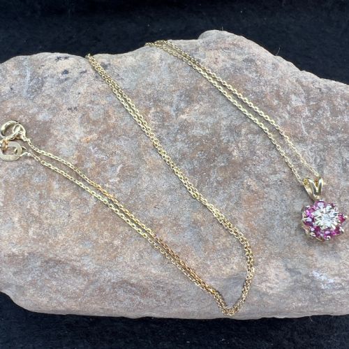9CT GOLD RUBY DIAMOND CLUSTER PENDANT NECKLACE - ADDITIONAL PHOTO 10