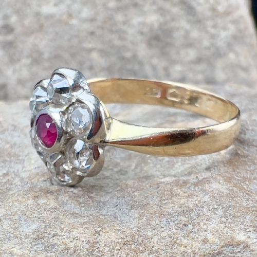 fig 1. Victorian 18ct Gold Ruby & Old Cut Diamond Daisy Cluster Ring