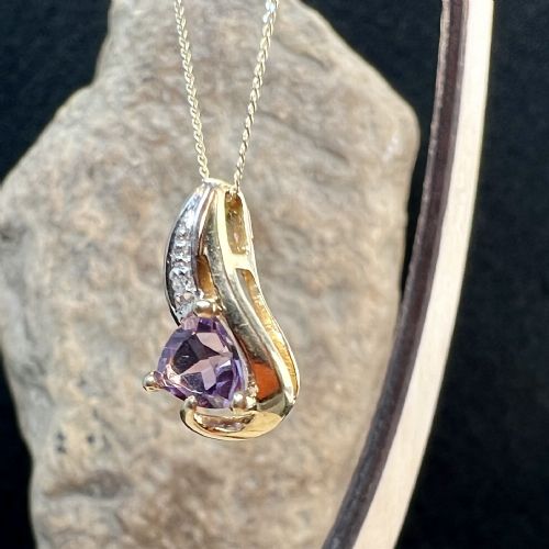 fig 1. 9ct Gold Amethyst & Diamond Pendant Necklace