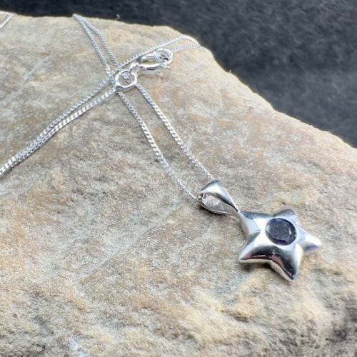 9CT WHITE GOLD LOLITE STAR PENDANT NECKLACE - ADDITIONAL PHOTO 10