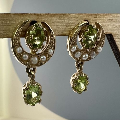 fig 1. 9ct Gold Peridot Moon & Stars Seed Pearls Peridot Lavaliere Drop Stud Earrings