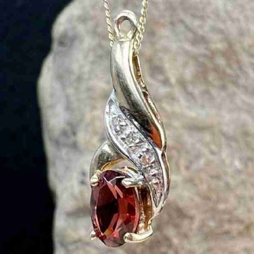 fig 1. 9ct Gold Garnet and Diamond Pendant Necklace