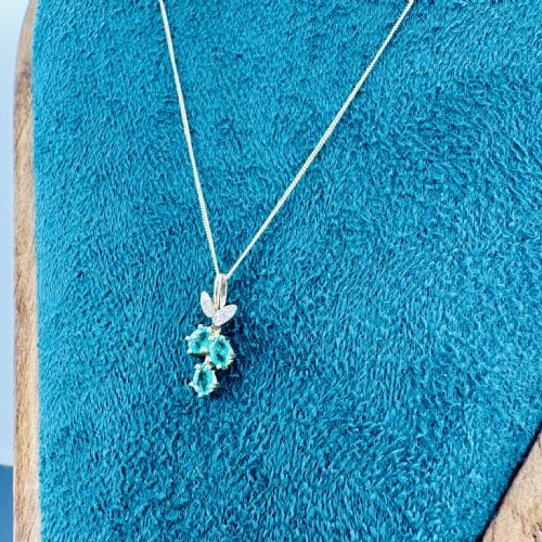 9CT GOLD EMERALD AND DIAMOND PENDANT NECKLACE - ADDITIONAL PHOTO 5