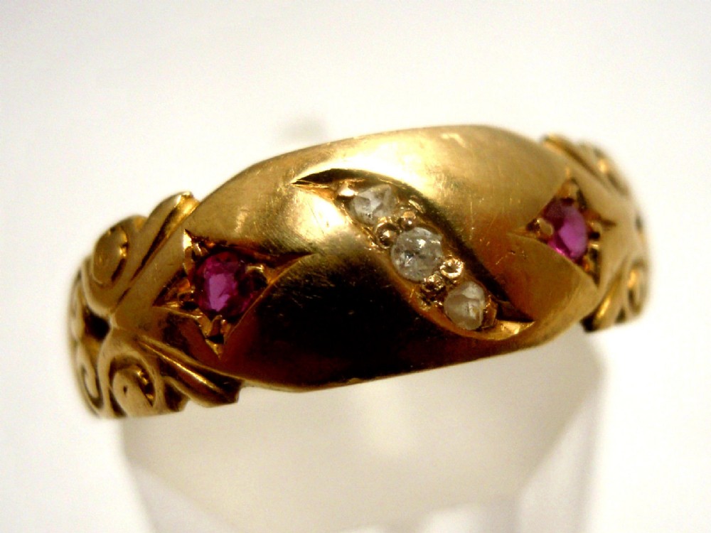 Antique Victorian 18ct Gold Ruby & Diamond Ring Hallmarked Chester 1900
  