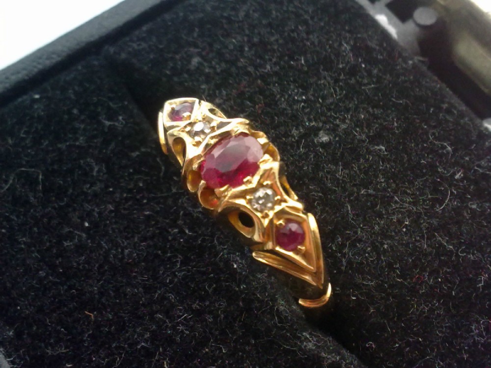 Stunning Edwardian 18ct gold diamond and ruby ring 1907 