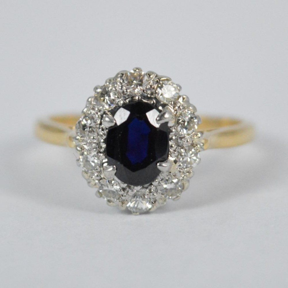 Beautiful Classic Art Deco 18ct Gold & Platinum Sapphire & Diamond Cluster Ring
