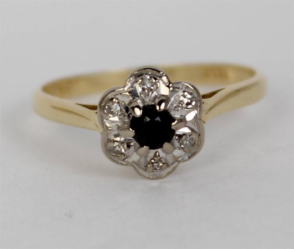 Art Deco Sapphire & Diamond Ladies 18ct Gold Cluster Ring