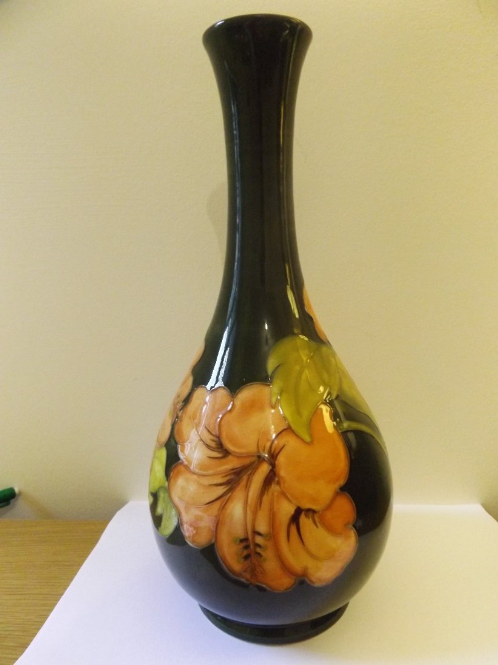 Lovely Large Moorcroft Coral Hibiscus Vase