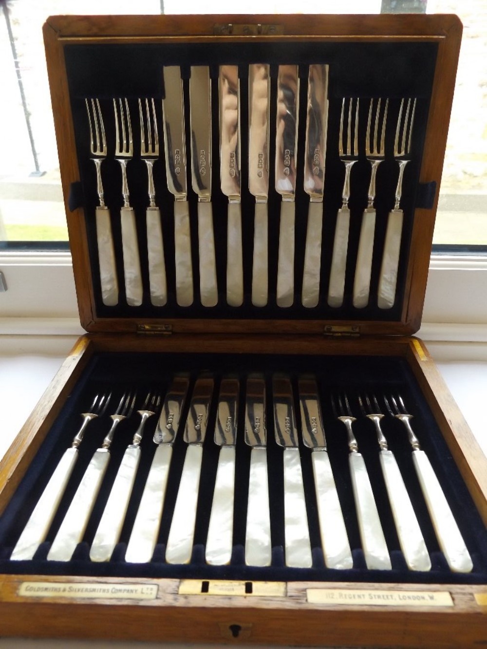Stunning Cased Set of Edwardian Silver & MOP Dessert Knives & Forks