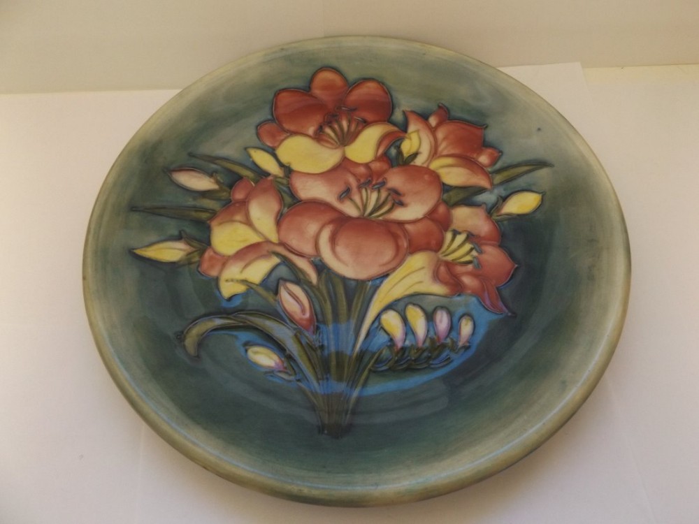 Moorcroft Large African Lily Pattern Plate/bowl