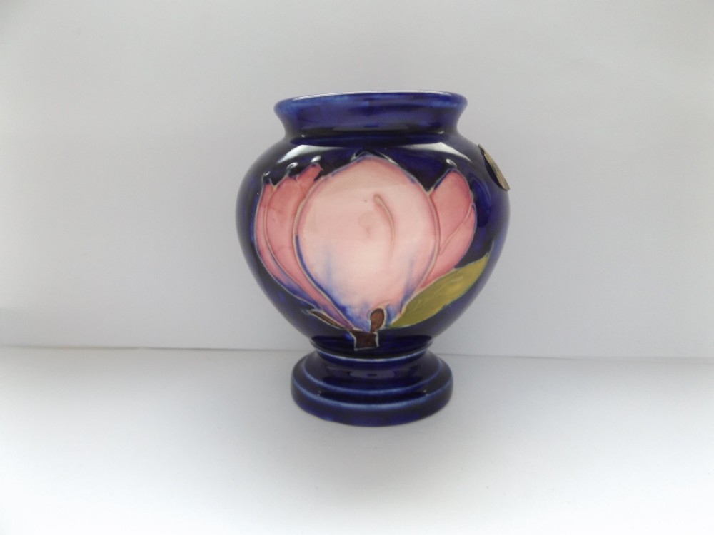 Super Moorcroft Small Bulbous Magnolia Pattern Vase View VII