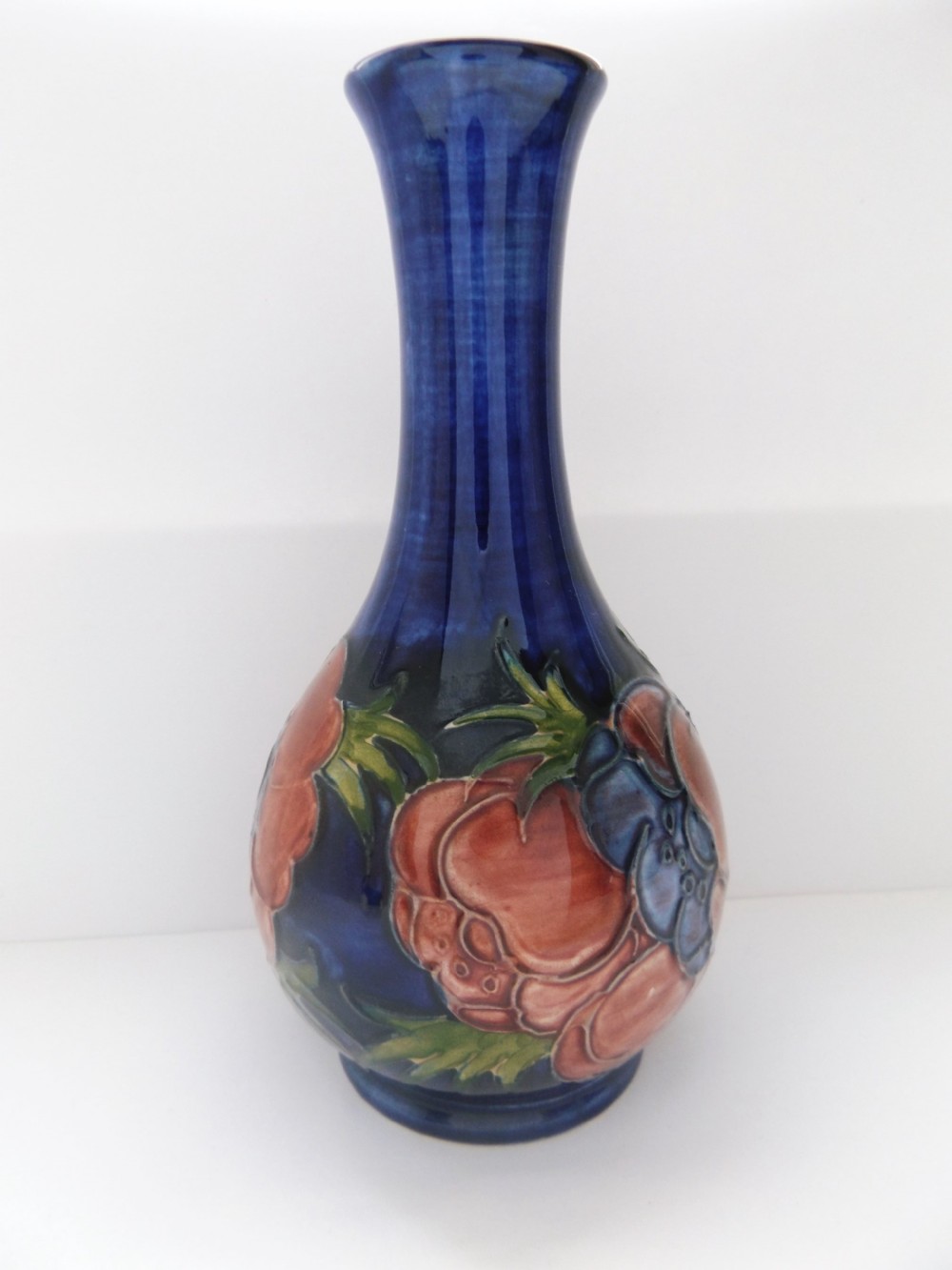 Lovely Moorcroft Anemone Pattern Vase View III