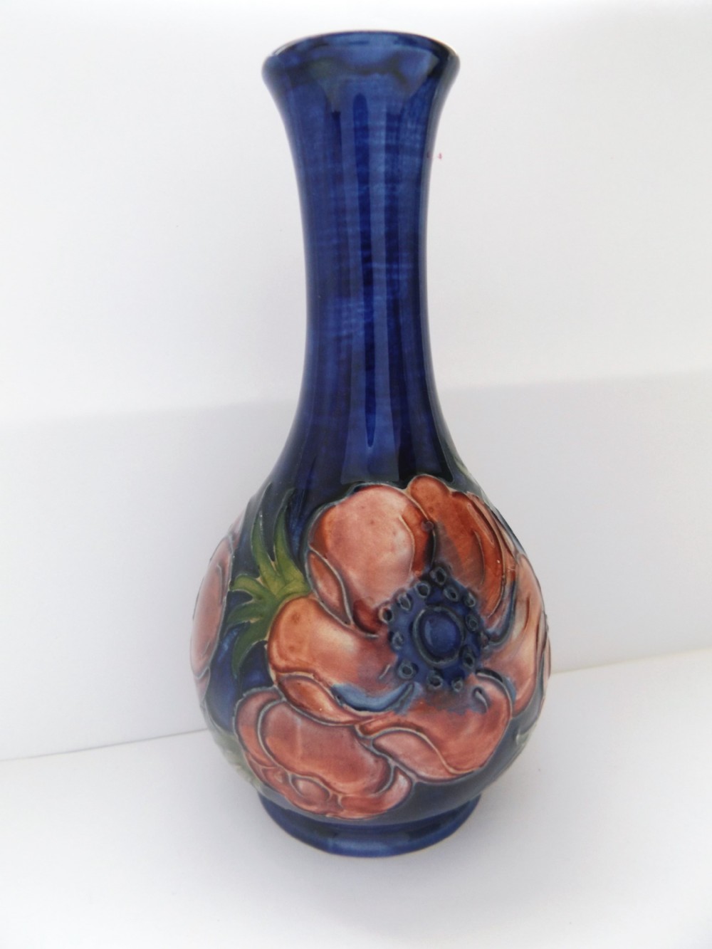 Lovely Moorcroft Anemone Pattern Vase View IV