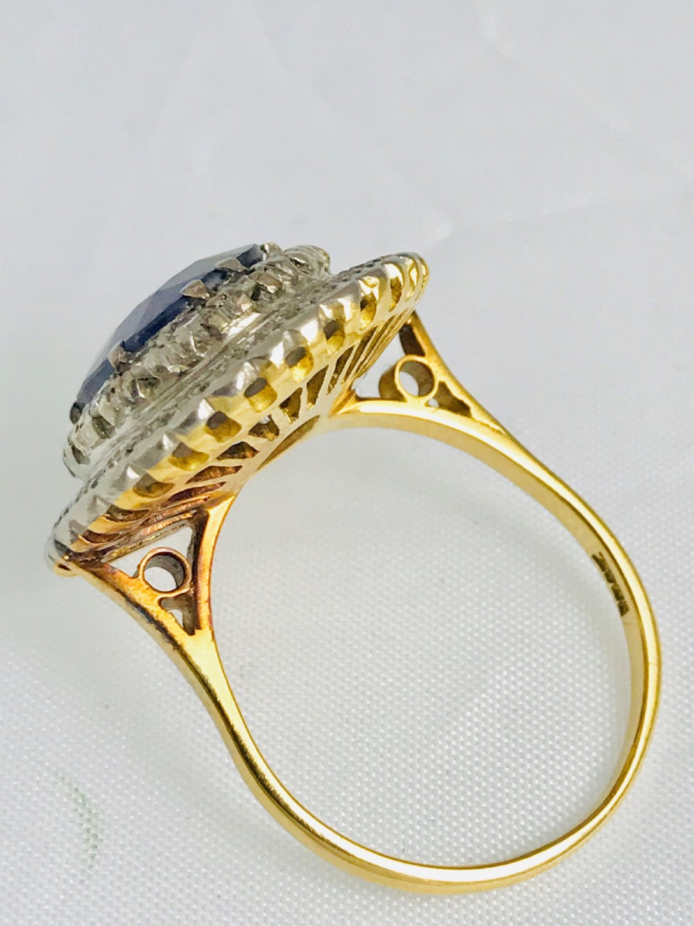 1.1ct Diamond 4.25ct Sapphire 18ct Gold Ring View V