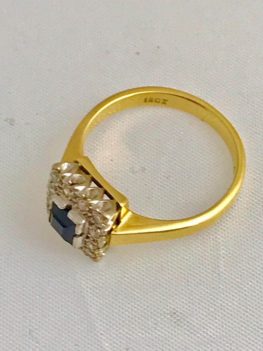 Pretty Art Deco 18ct Gold Sapphire & Diamond Ring View III