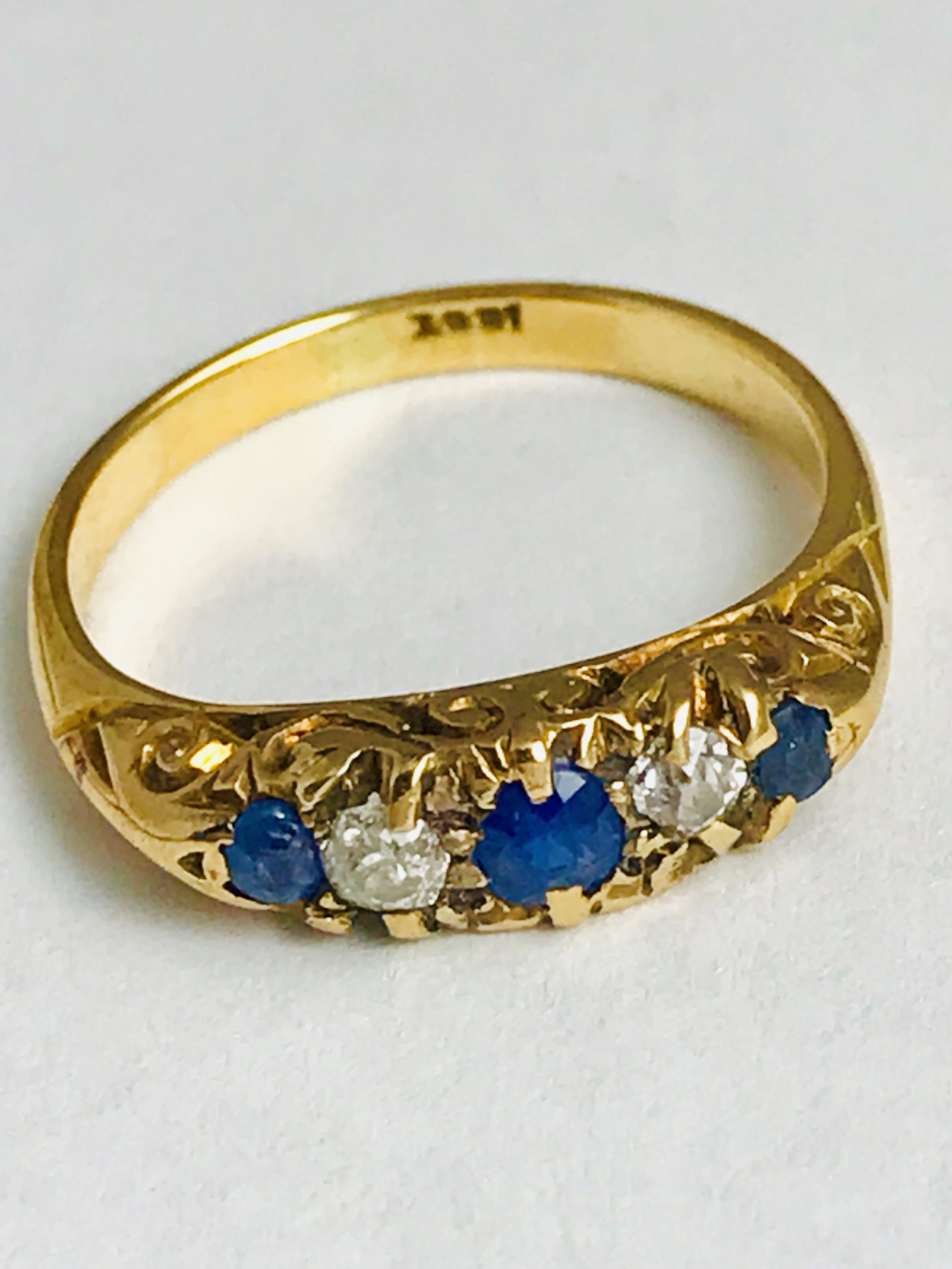 Edwardian 18ct Gold Sapphire & Diamond Ring