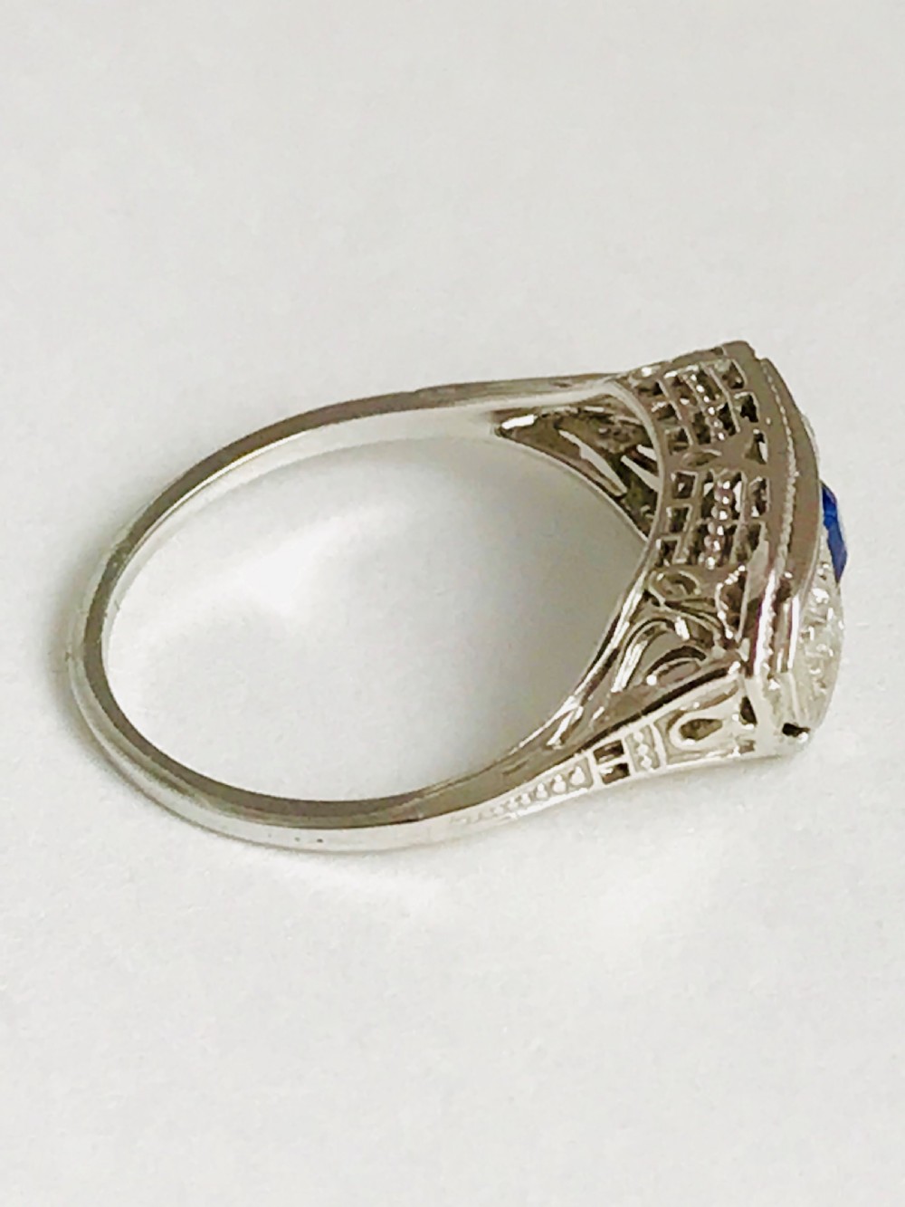 Super Quality18ct gold old mined cut Diamond & Sapphire three stone Art deco ring View V