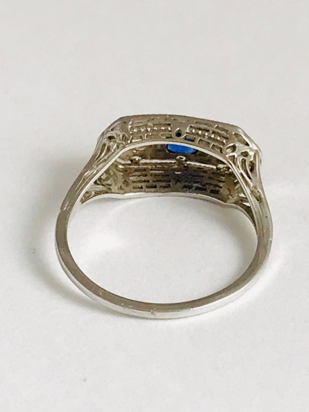 Super Quality18ct gold old mined cut Diamond & Sapphire three stone Art deco ring View VII