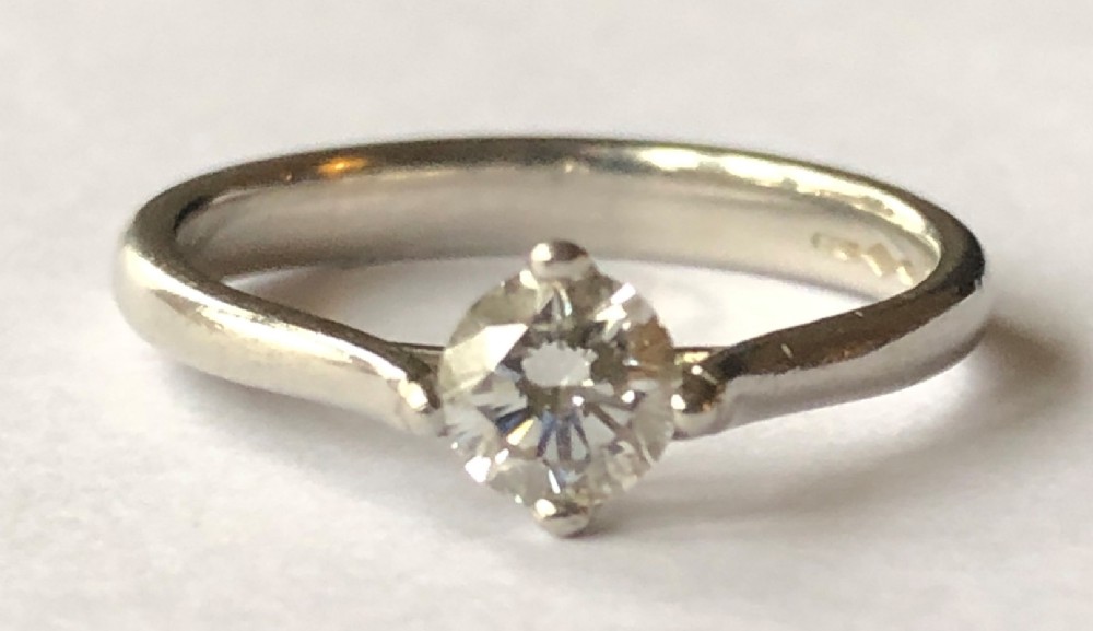 Lovely platinum diamond solitaire ring
