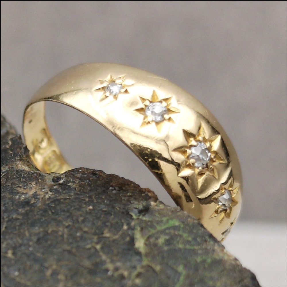 ANTIQUE VICTORIAN DIAMOND 18CT GOLD GYPSY RING