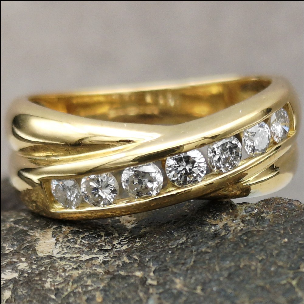 18ct Gold 7 Stone Diamond 0.5ct Cross Over Half Eternity Ring  
