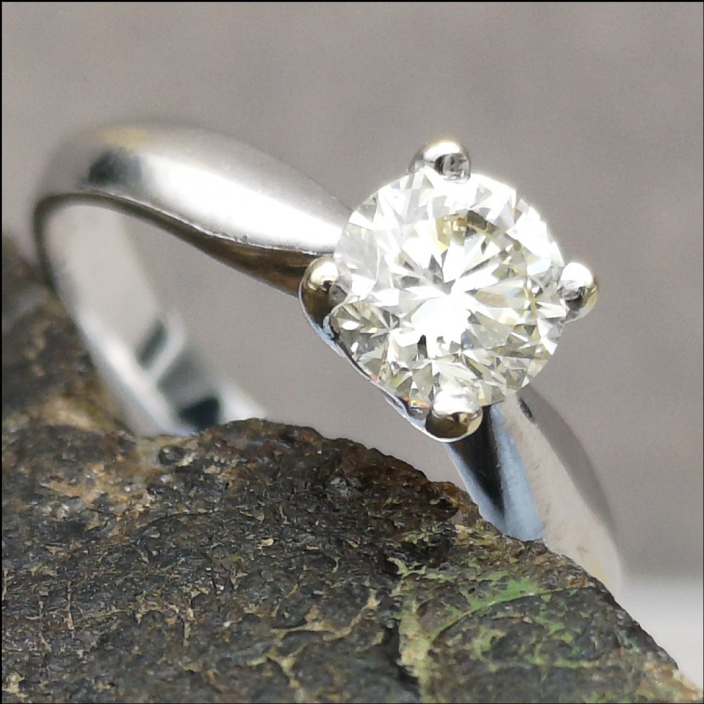 Stunning c1940s 18ct White Gold 0.7ct Diamond Solitaire Ring