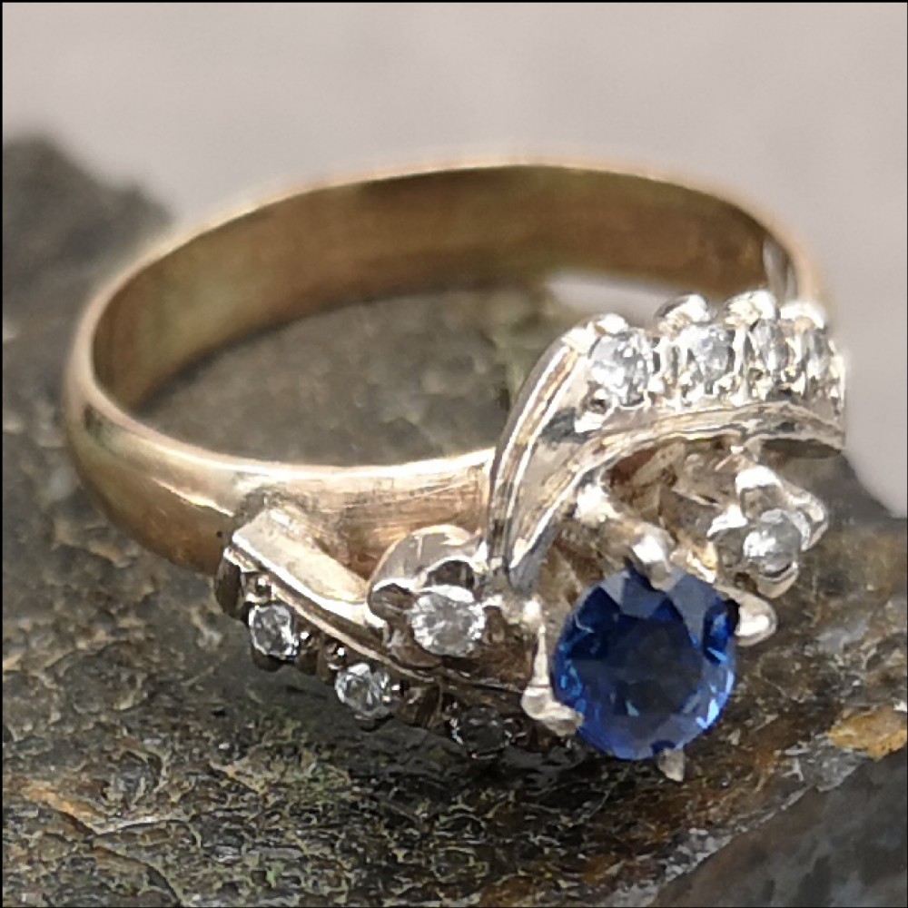 Beautiful Victorian 18ct Gold Sapphire & Diamond Ring