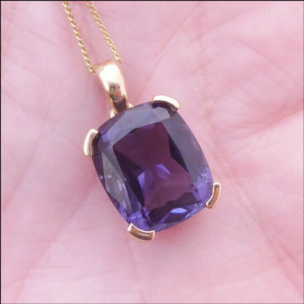 Superb 9ct Yellow Gold Amethyst and Diamond Pendant on Chain
