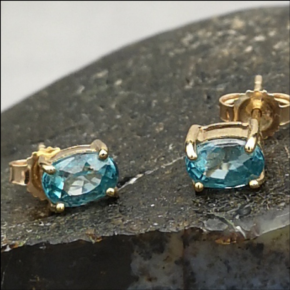 9ct Gold Oval Blue Topaz Stud Earrings
