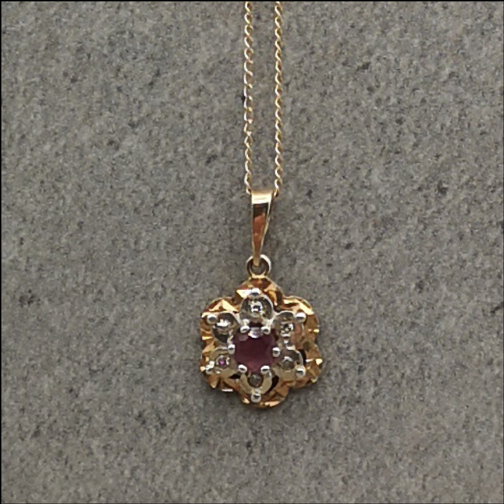 9ct Gold Ruby & Diamond Flower Style Pendant & Chain