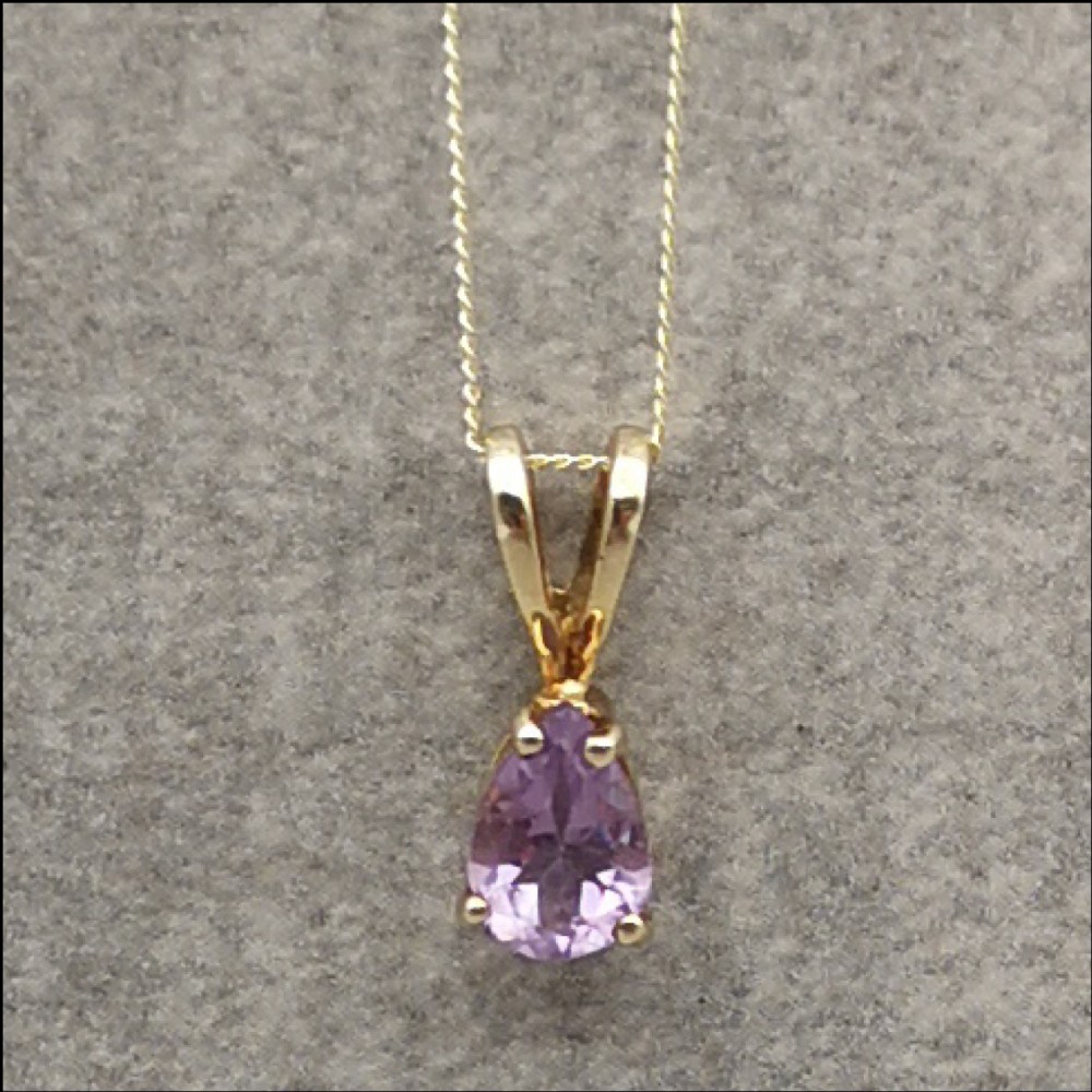 9ct Gold Amethyst Pendant and Chain