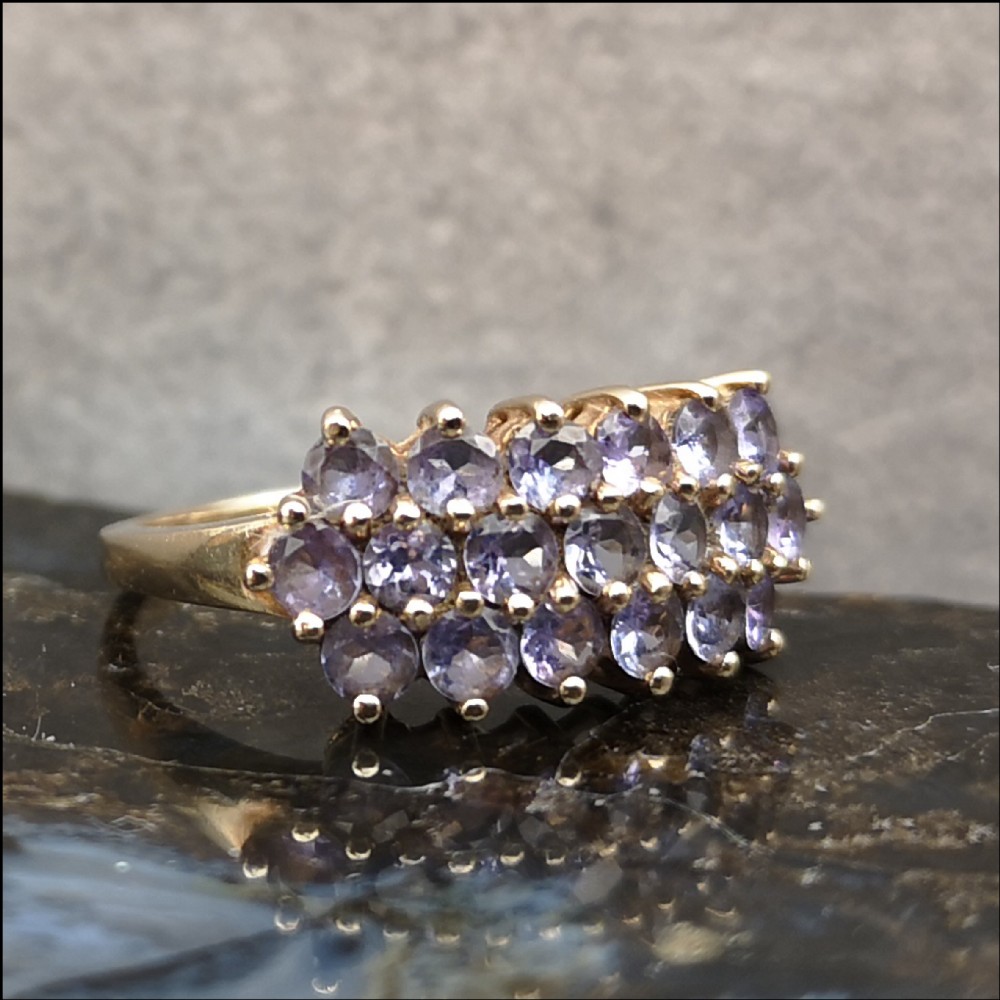 9ct Gold Tanzanite Cluster Ring