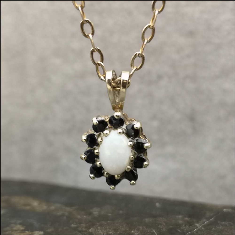 9ct Gold Sapphire & Fiery Opal Cluster Pendant