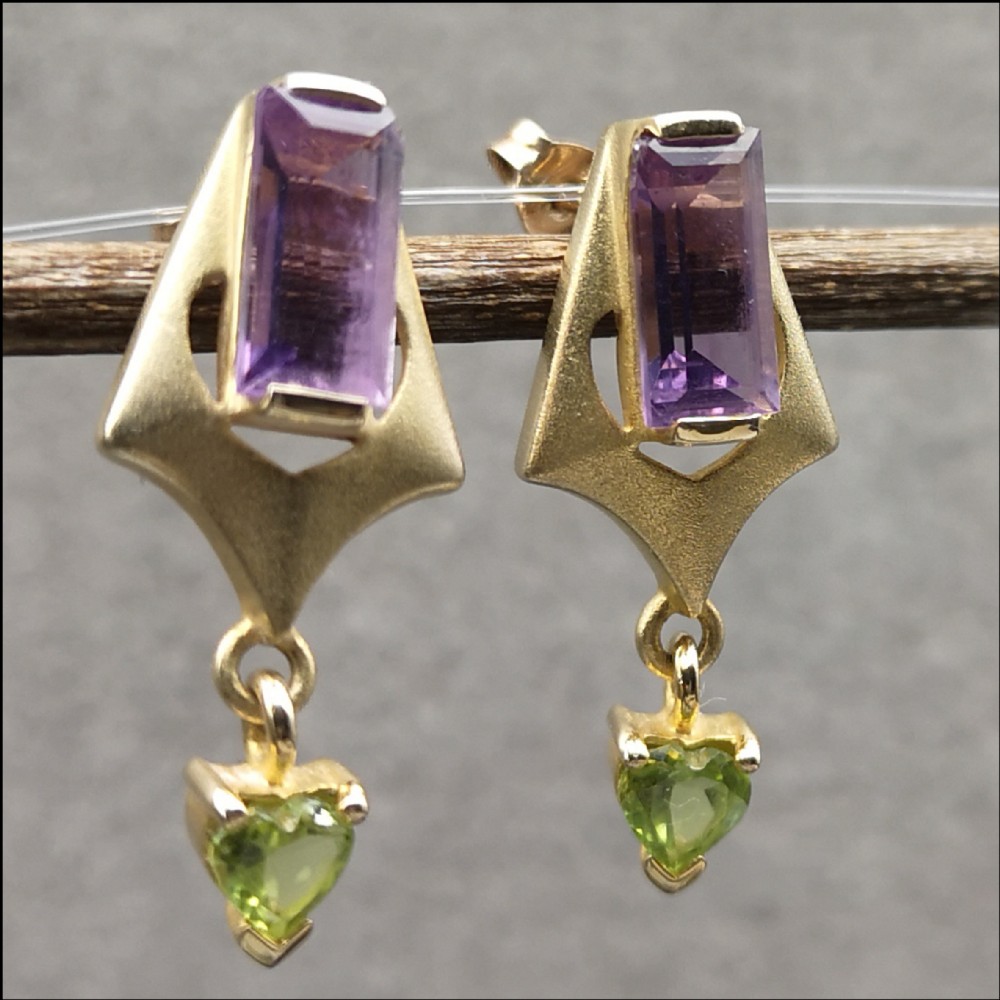 9ct Gold Amethyst and Peridot Earrings