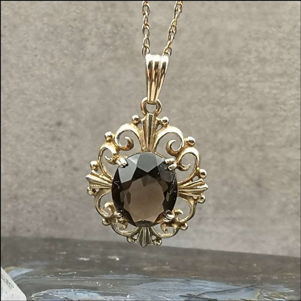 9ct Gold and Smokey Quartz Pendant and Chain