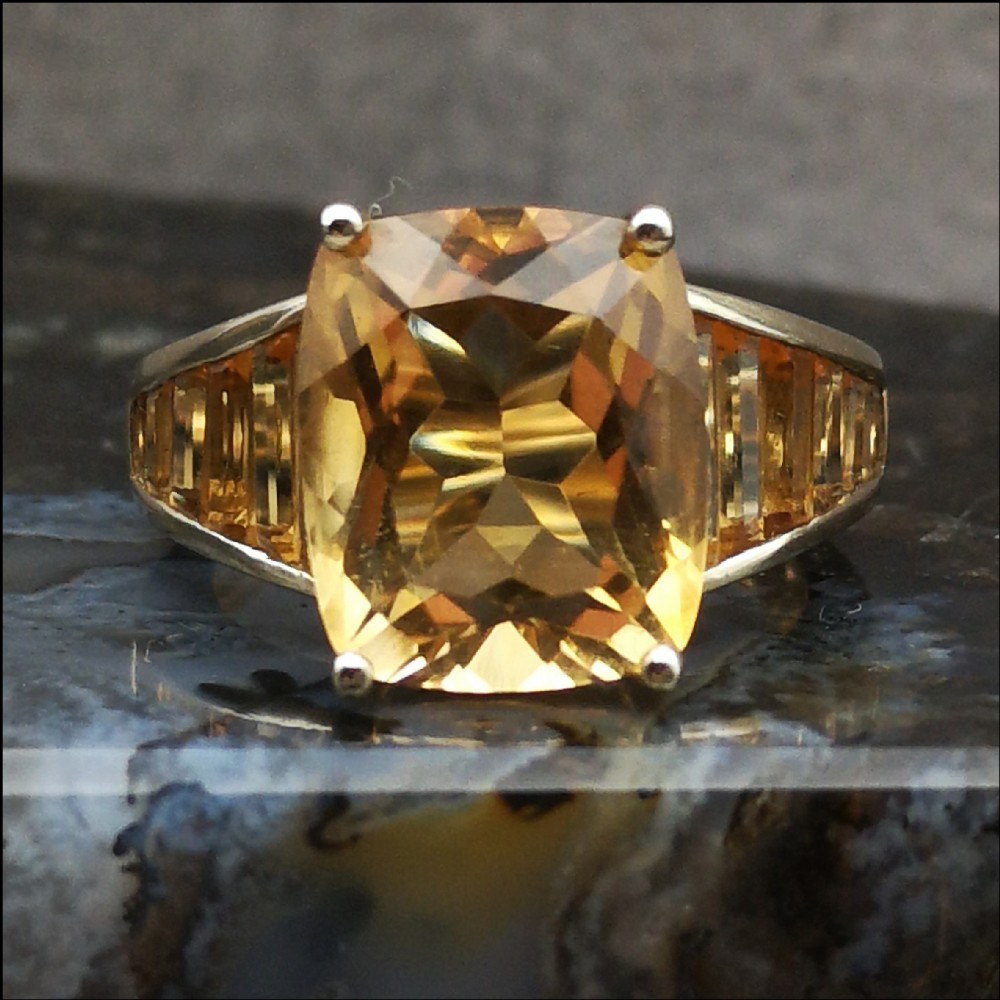 9ct Gold Large Citrine 6ct Art Deco Ring, Totalling 9.3ct