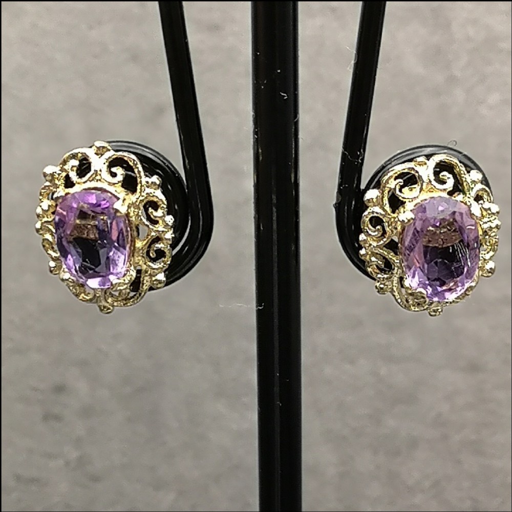 9ct Gold Pair of Amethyst Vintage Stud Earrings 