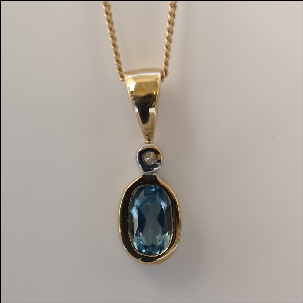 9ct Gold Blue Topaz & Diamond Necklace