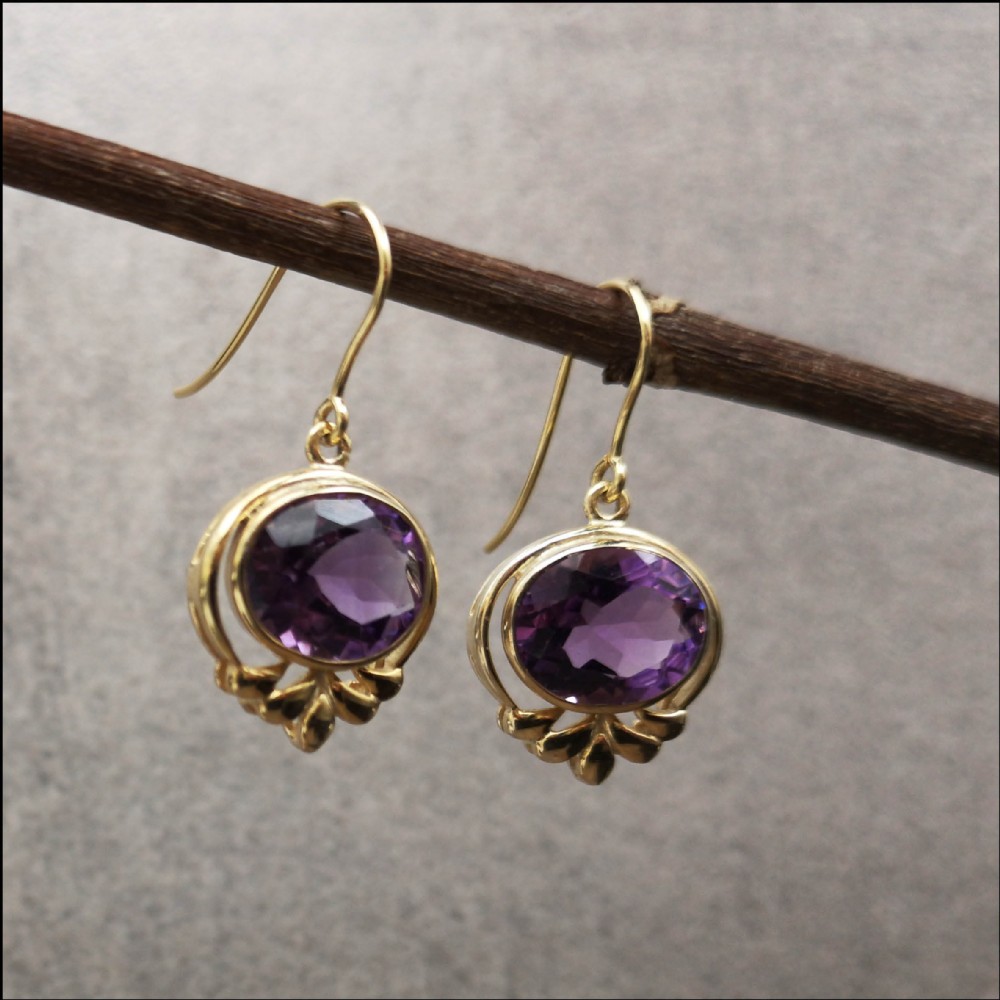 9ct Gold Pair of Amethyst Drop Earrings