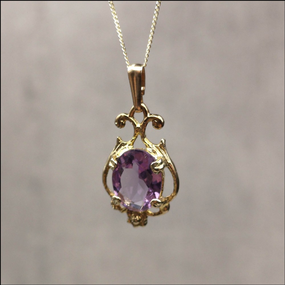 9ct Gold Art Noveau Amethyst Necklace