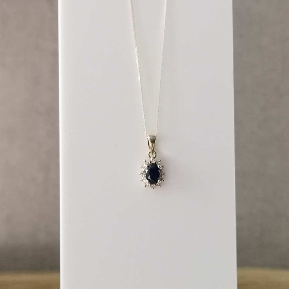 9ct Gold Sapphire & Diamond Cluster Pendant Necklace