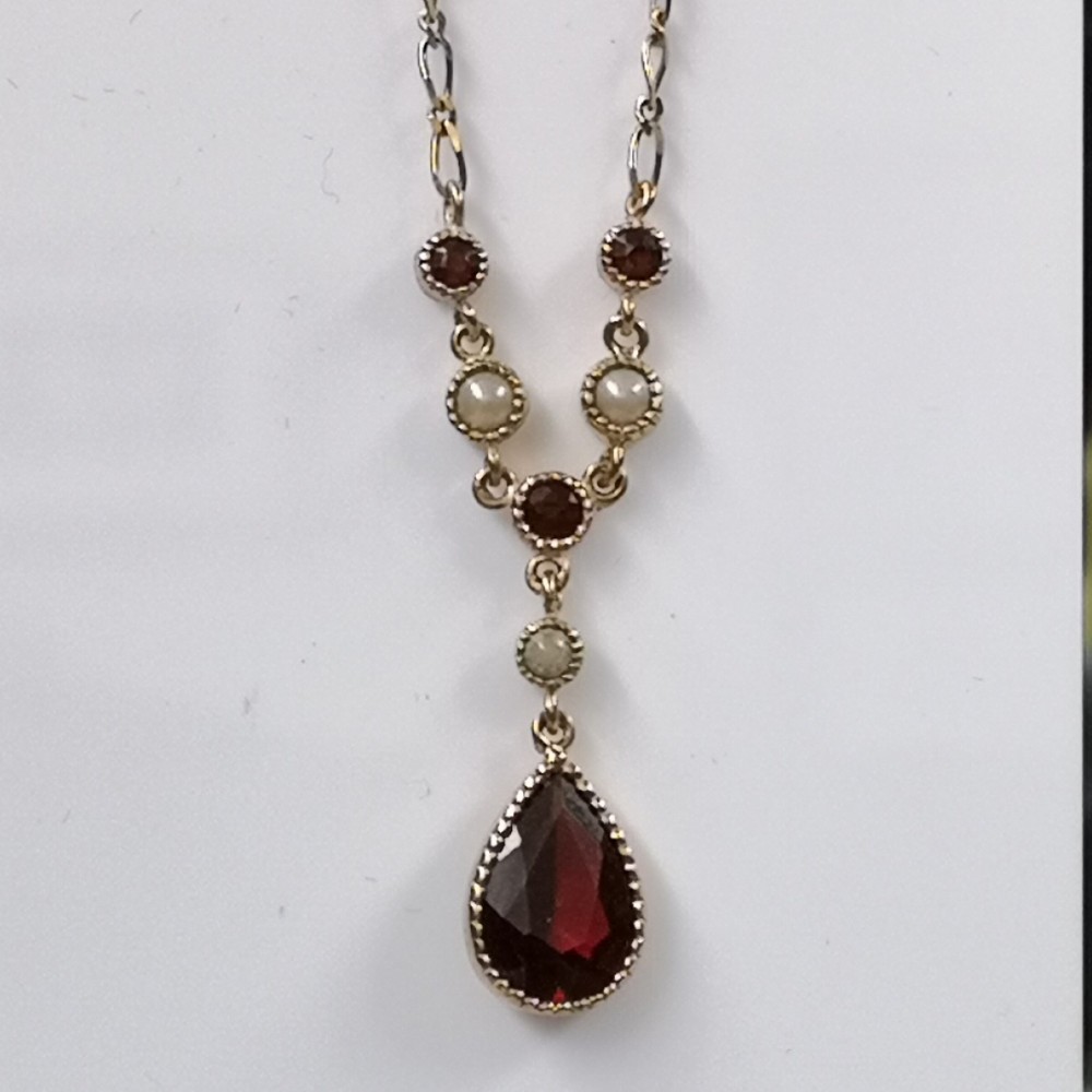 Edwardian 9ct Gold Pear Drop Garnet with Smaller Garnets & Seed Pearls Necklace