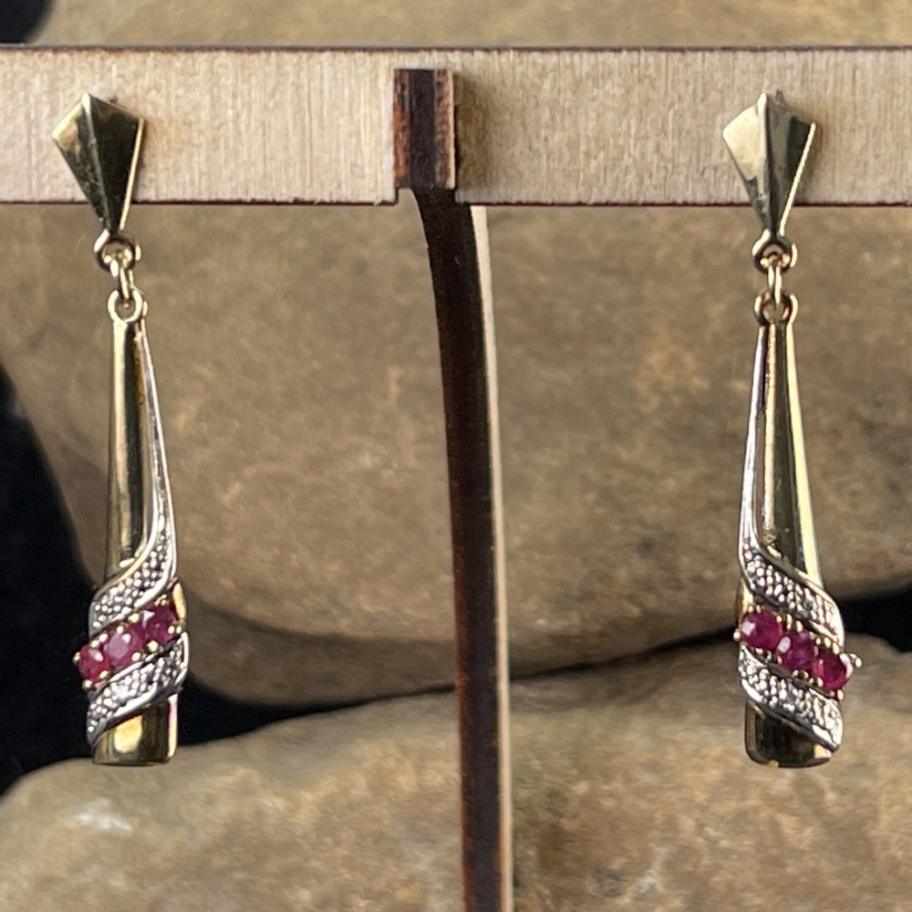 9ct Gold Ruby & Diamond Drop Earring
