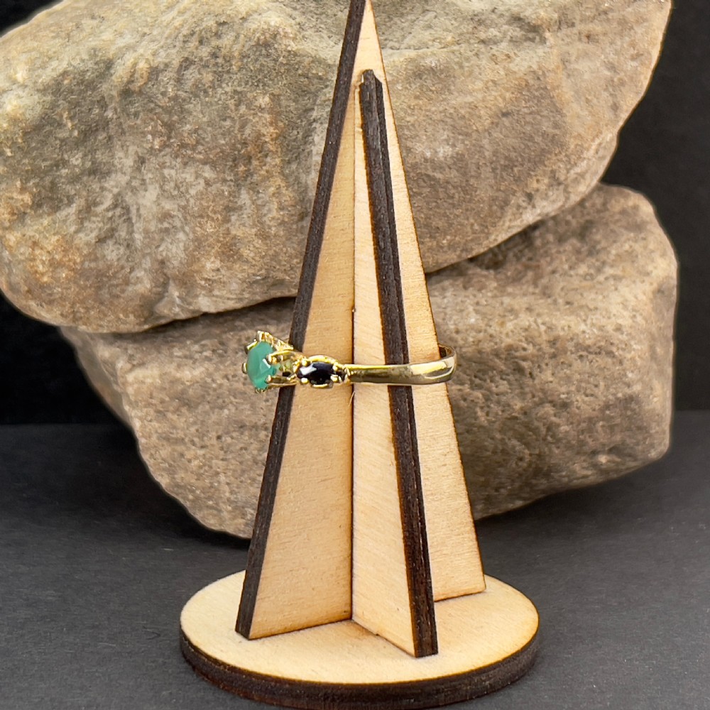 18ct Gold Emerald & Sapphire Dress Ring View V