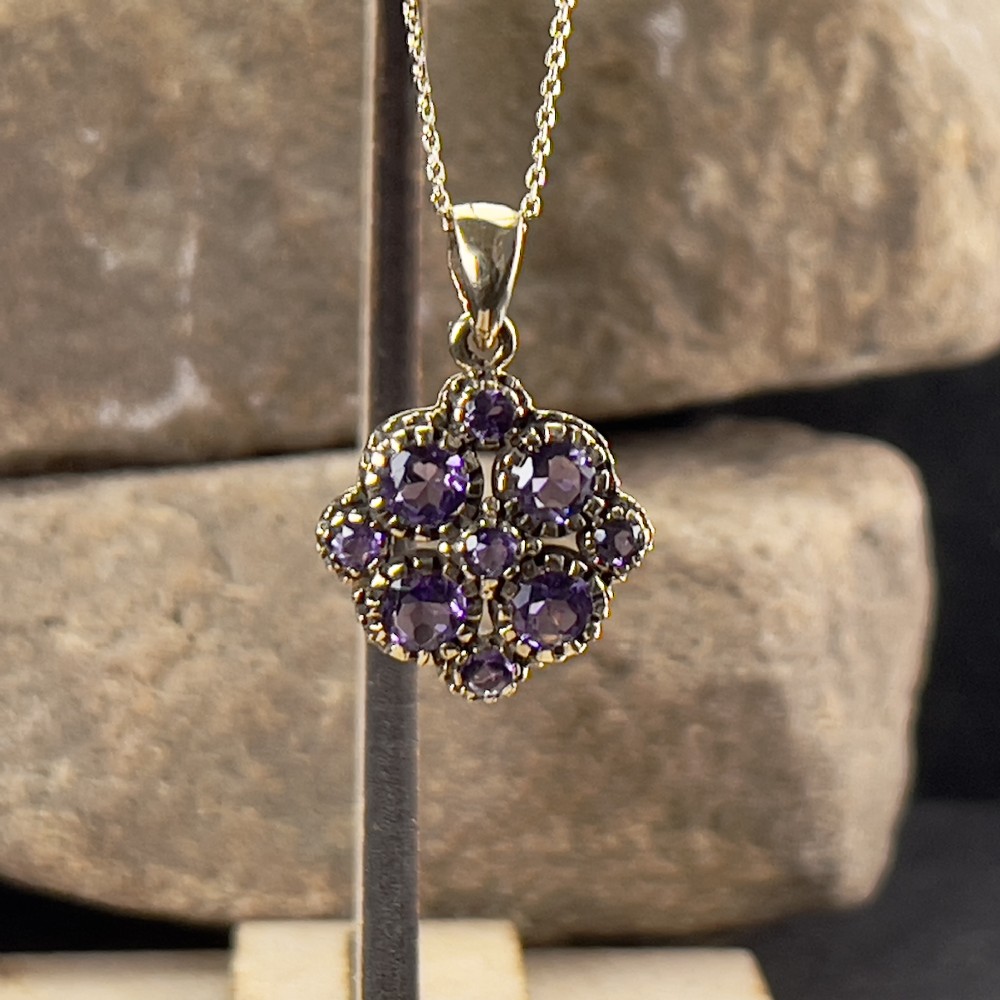 9ct Gold Vintage Amethyst Stone Set Cluster Pendant Necklace