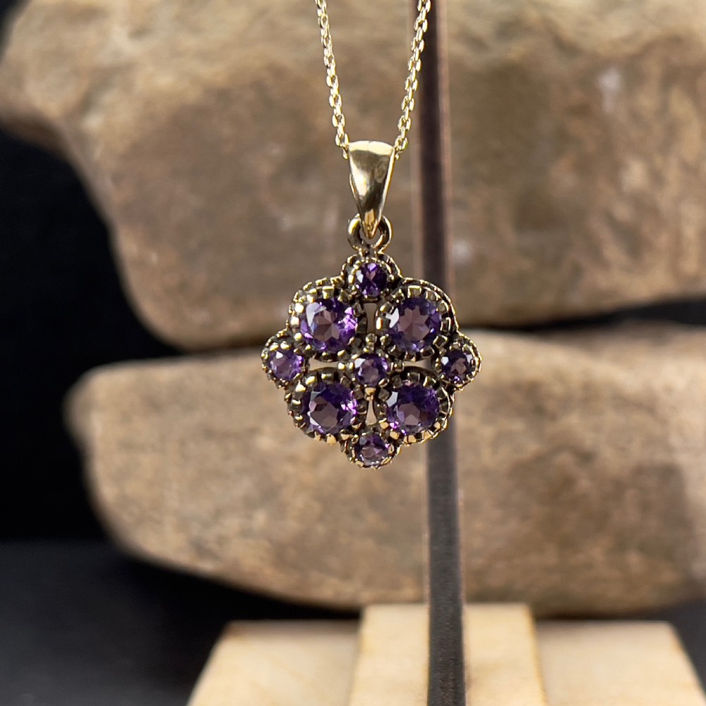 9ct Gold Vintage Amethyst Stone Set Cluster Pendant Necklace View X