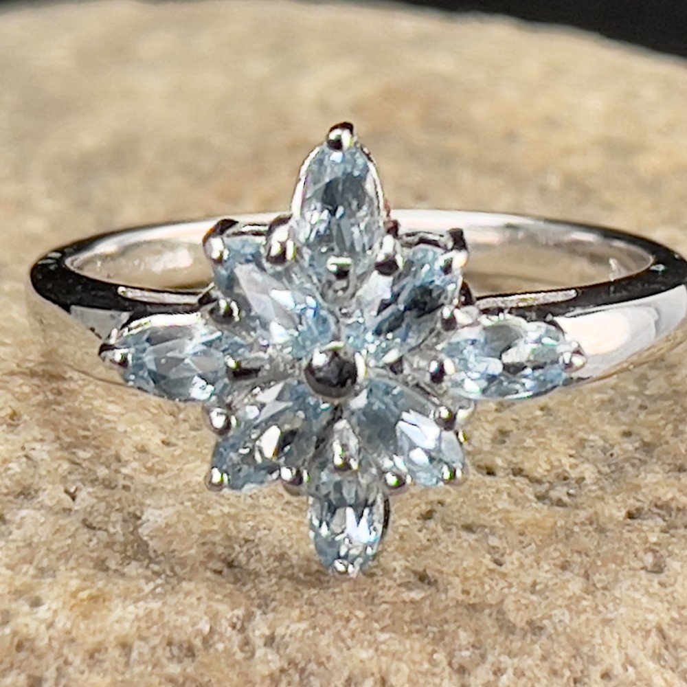 14ct White Gold Aquamarine Cocktail Ring