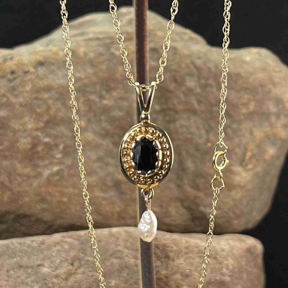9ct Gold Sapphire & Pearl Pendant Necklace